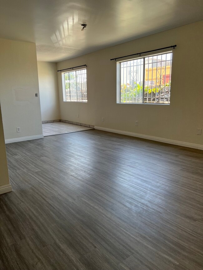 Building Photo - 4417 Avalon Blvd