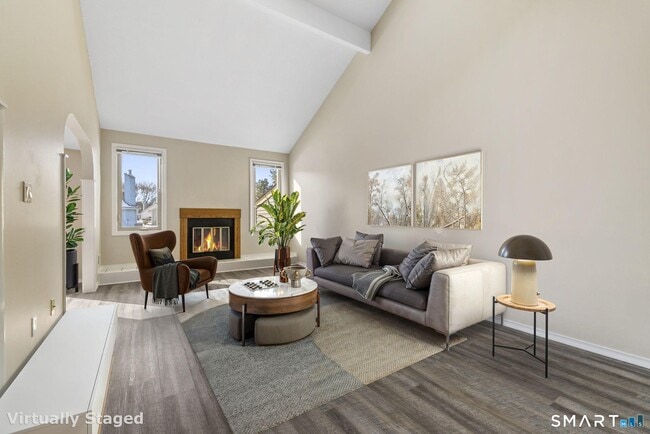 Building Photo - 68 Copper Beech Dr