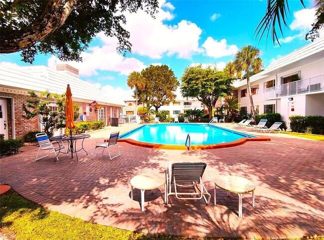 Primary Photo - 412 S Cypress Rd