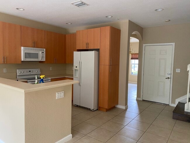 Building Photo - 3102 NW 24th Way