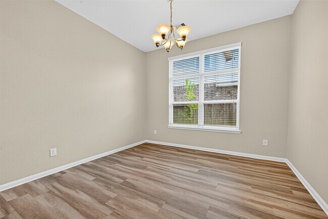 Building Photo - 17914 Logans Pine Dr