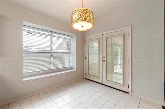 Building Photo - 206 Shady Brook Dr