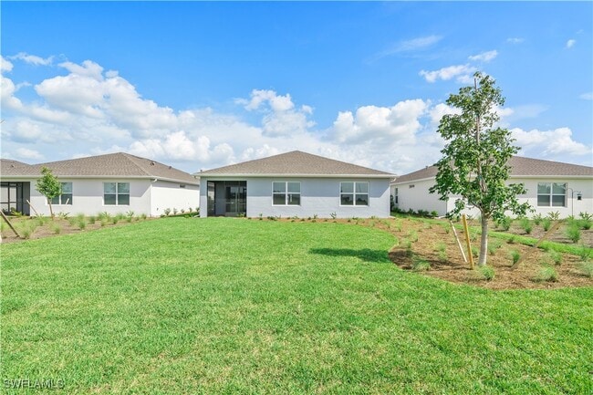 Building Photo - 42425 Cascade Dr