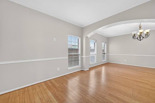 Building Photo - 21519 San Marino Dr