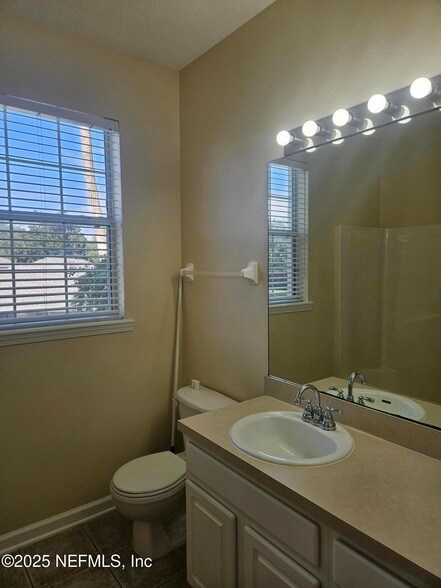 Building Photo - 7801 Point Meadows Dr