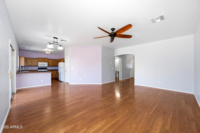 Building Photo - 10950 W Royal Palm Rd