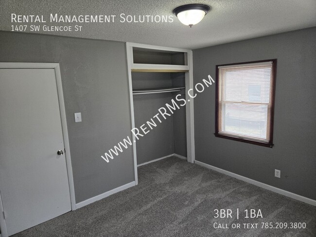 Building Photo - 1407 SW Glencoe St