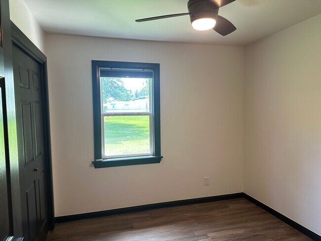 Building Photo - Welcome to country living with a fresh, modern twist.