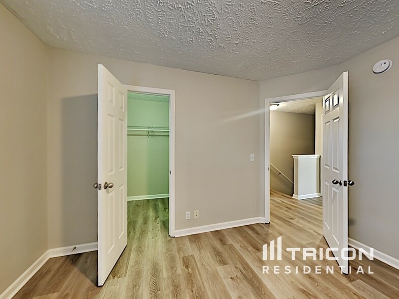 Building Photo - 4924 Nina Marie Ave