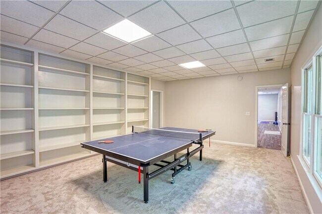 Building Photo - 958 Glenverness Dr