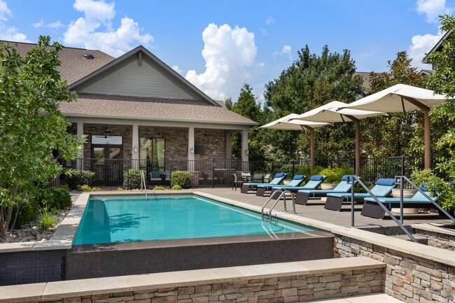 Building Photo - Adara Overland Park