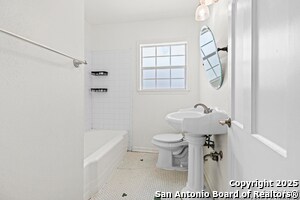 Building Photo - 2233 Texas Ave
