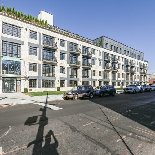 Building Photo - 8-3 Wyckoff Ave