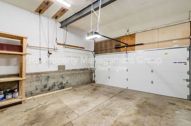 Building Photo - 5951 Als Ct