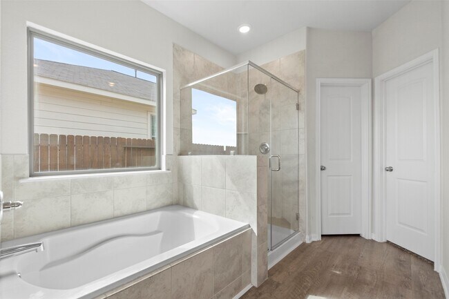Building Photo - 13076 Laura Lake Dr