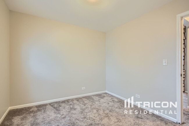 Building Photo - 3122 Eugene Ln