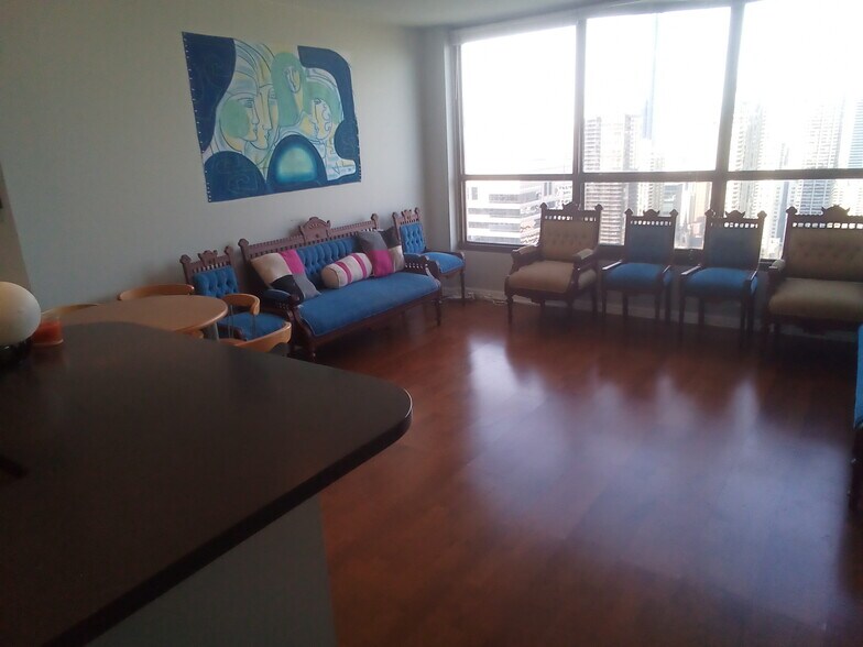 Building Photo - 405 N WABASH