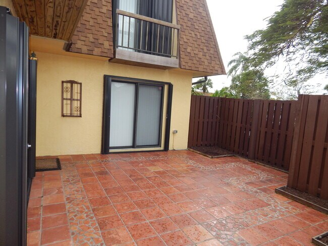 Building Photo - 110 N Delaware Blvd