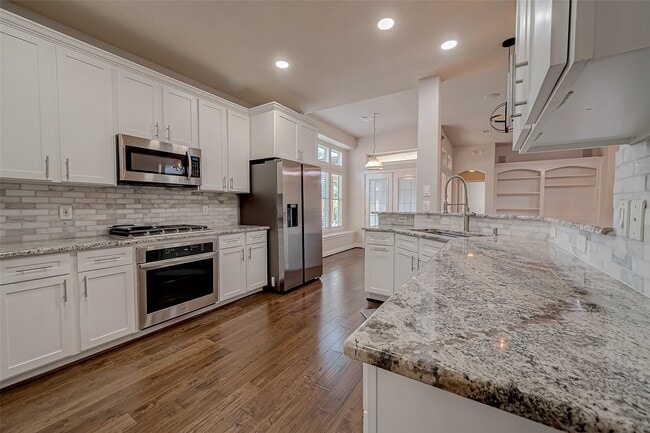 Building Photo - 3827 Garden Way