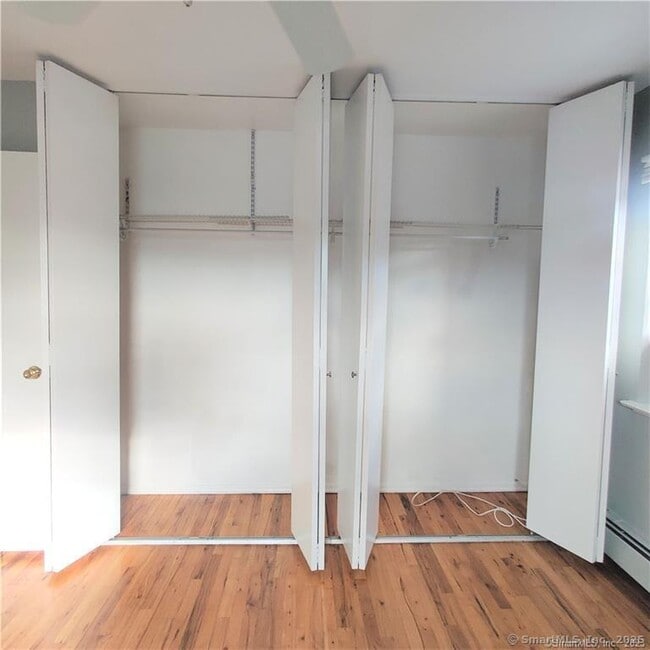 Building Photo - 394 Courtland Ave