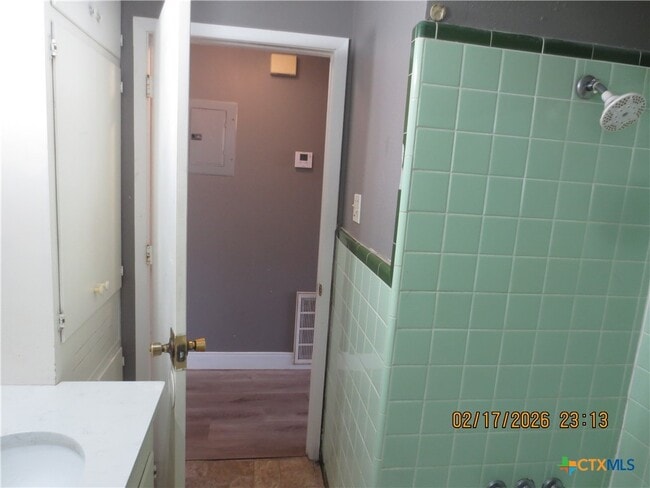 Building Photo - 2003 E Mimosa Ave