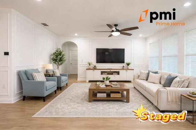 Building Photo - "Spacious Elegance Awaits: 5-Bedroom Home with 3.5 Baths in Winter Garden"