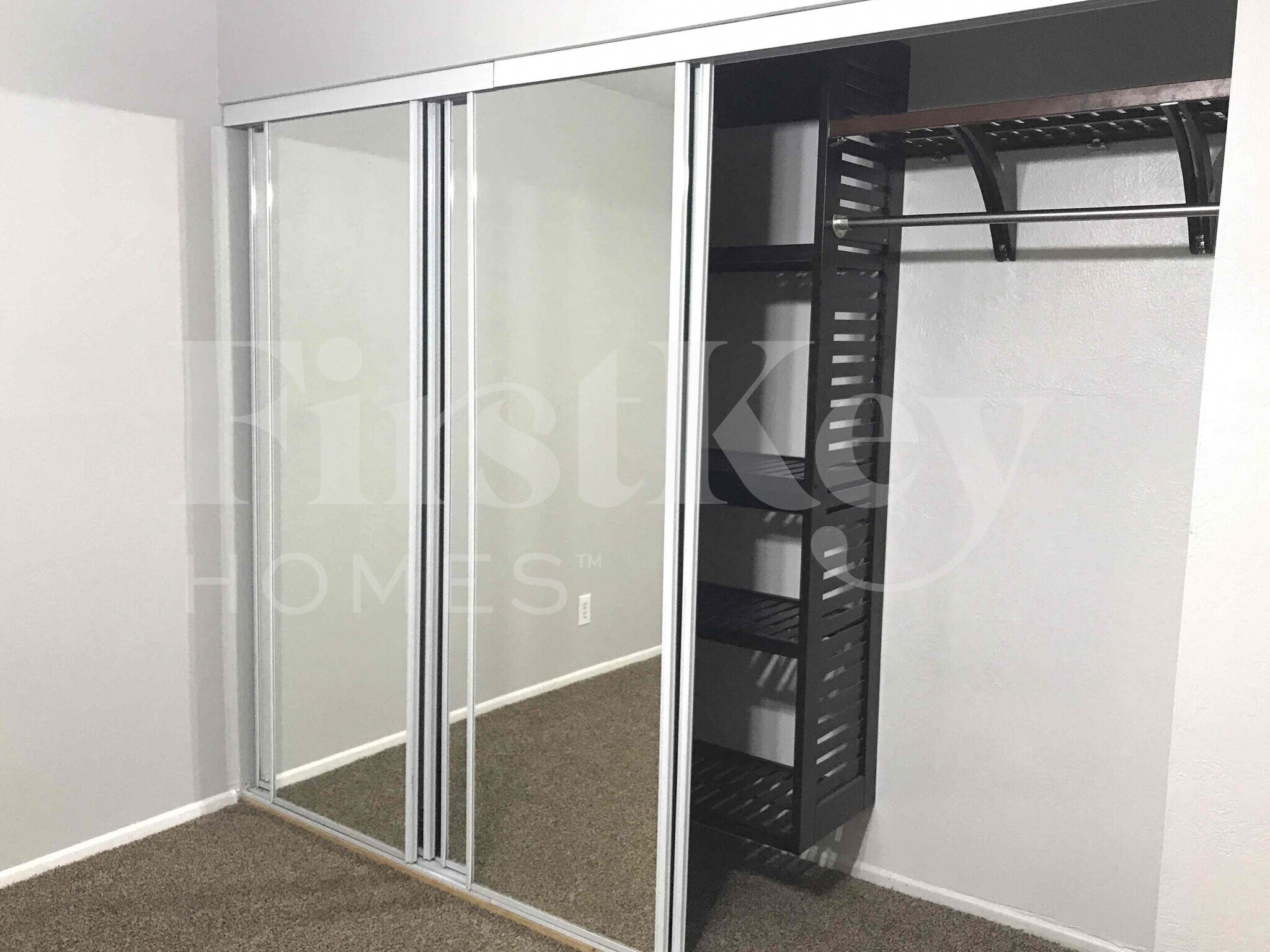 Building Photo - 2308 W Orchid Ln