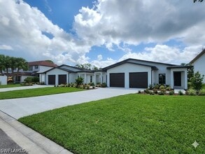 Building Photo - 26571 Robin Way