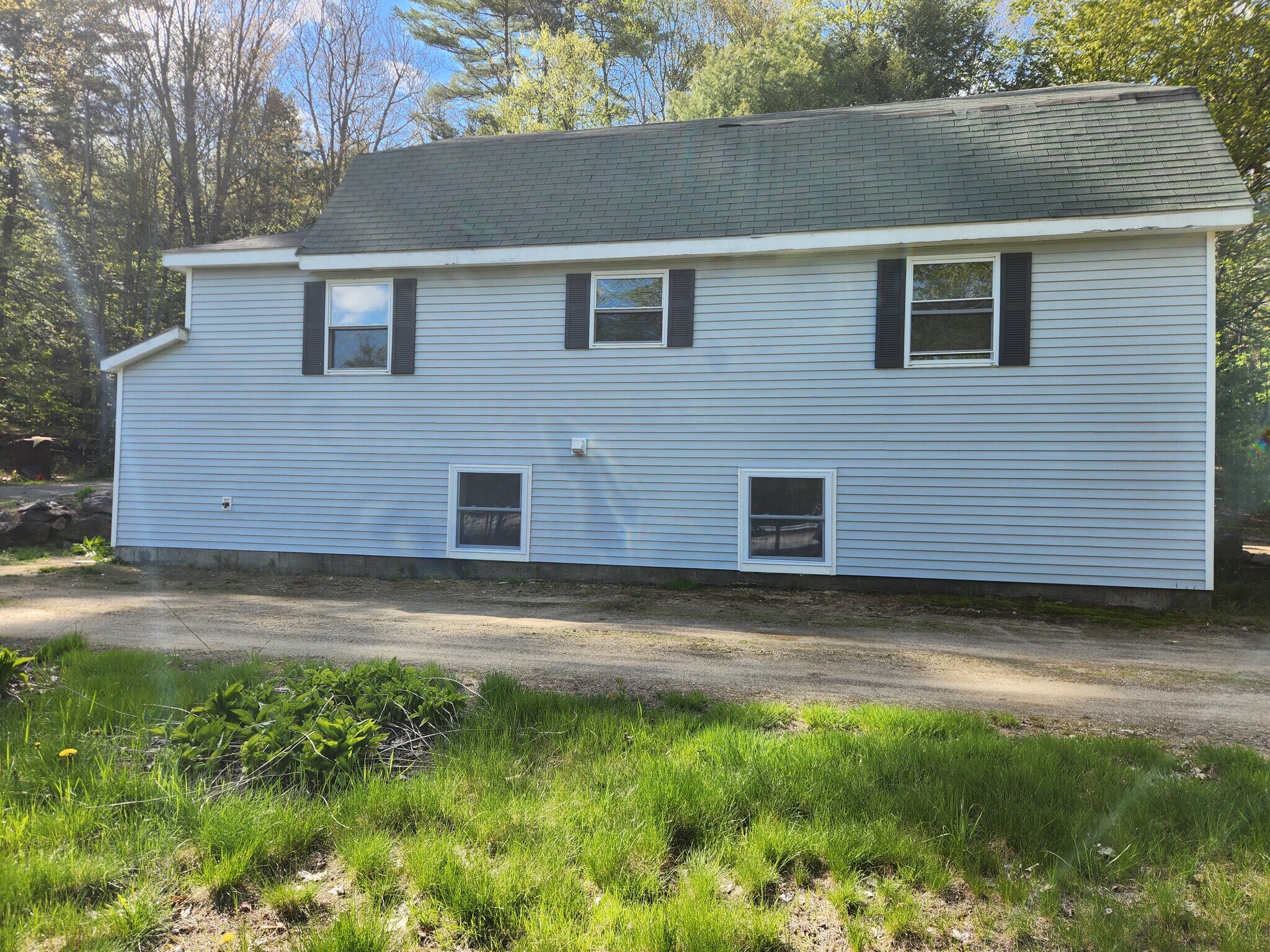 Building Photo - 1783 Summer St