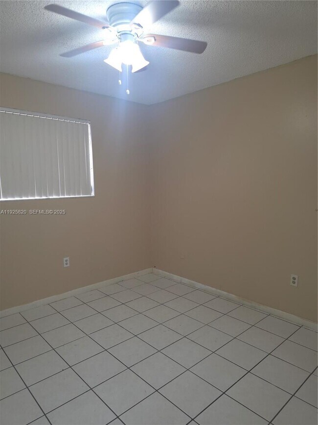 Building Photo - 250 NW 63rd Ct