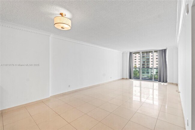 Building Photo - 19390 Collins Ave