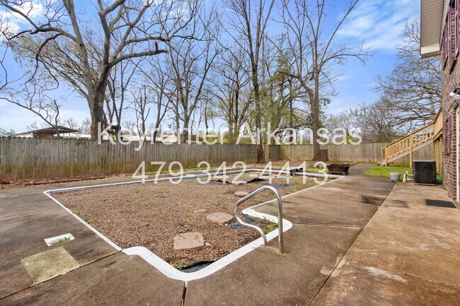 Building Photo - 12405 Bethel Blacktop Rd