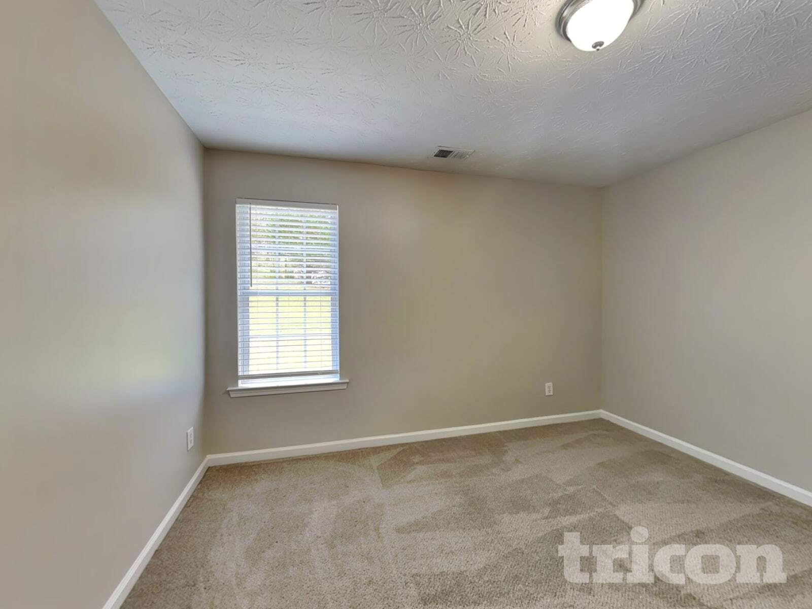 Building Photo - 5545 Amber Cove Way