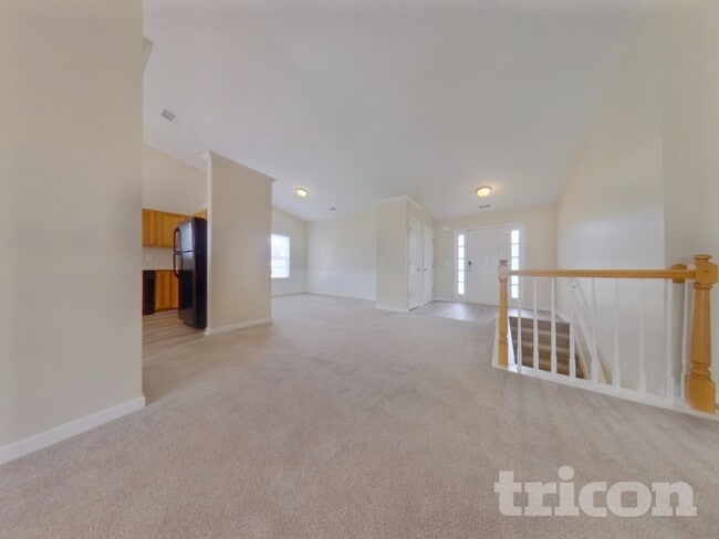 Building Photo - 20 Mattie Ln