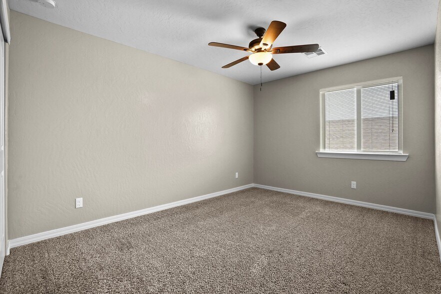 Building Photo - 12540 Arrow Weed Dr