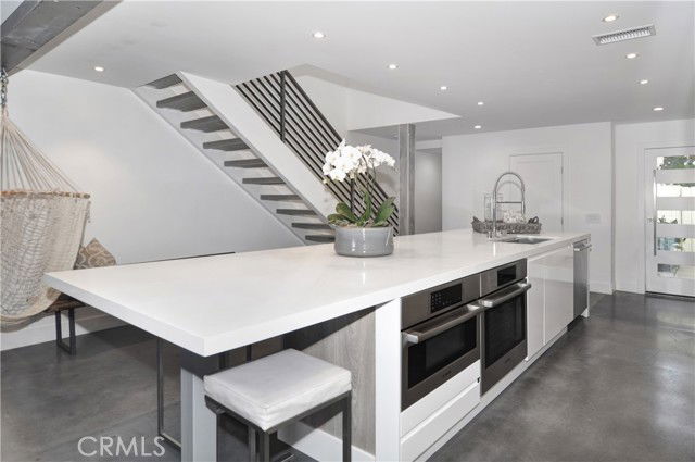 Building Photo - 3861 Aruba Cir