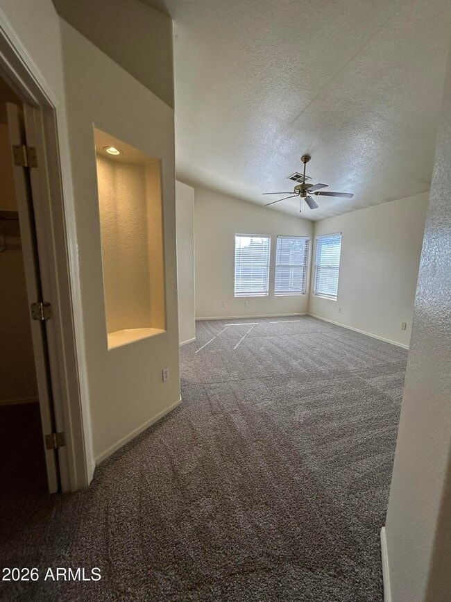 Building Photo - 51 N Del Pueblo Pl