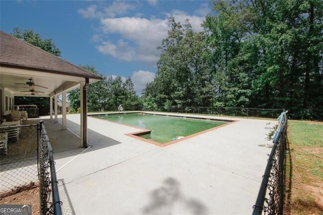 Building Photo - 10162 Benton Woods Dr