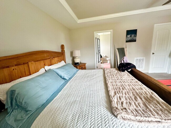 Building Photo - 3016 Goldenaster Ct
