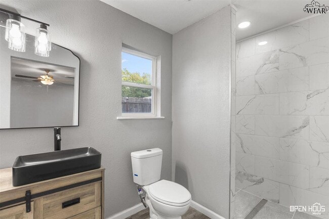 Building Photo - 4303 Prince Edward Dr