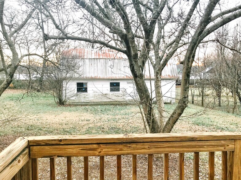 Storage building - 216 Winters St
