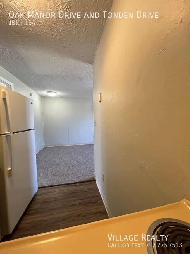 Building Photo - 228 Oak Manor Dr
