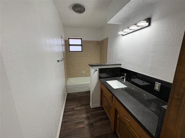 Building Photo - 8111 Llano Ave