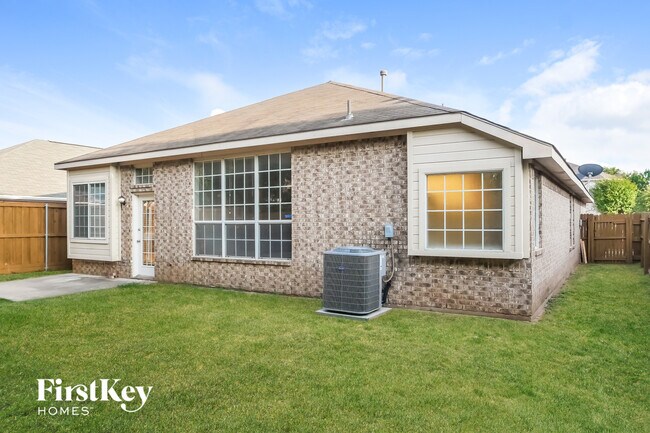 Building Photo - 9097 Brushy Creek Trail