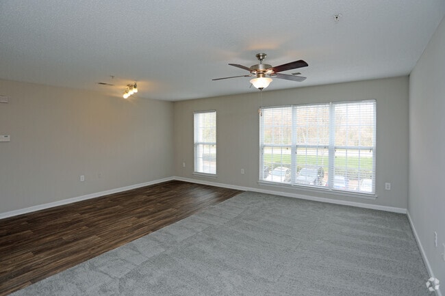 Building Photo - Andover Park