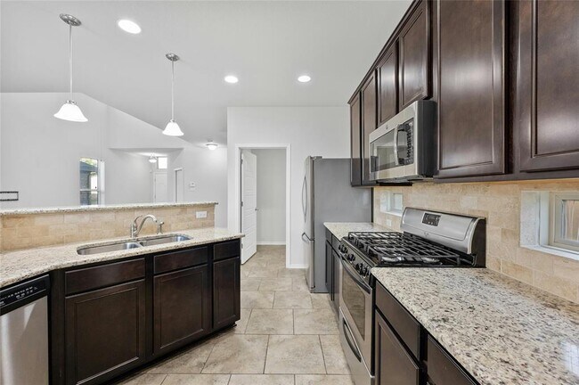 Building Photo - 9924 Milla Cir