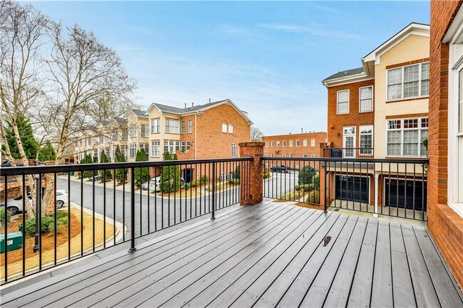 Building Photo - 2586 Brookhaven Chase Ln NE