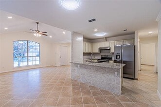 Building Photo - 8028 Cannonwood Dr