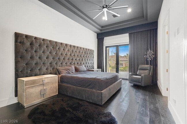 Building Photo - 20 Pebble Hills Ct