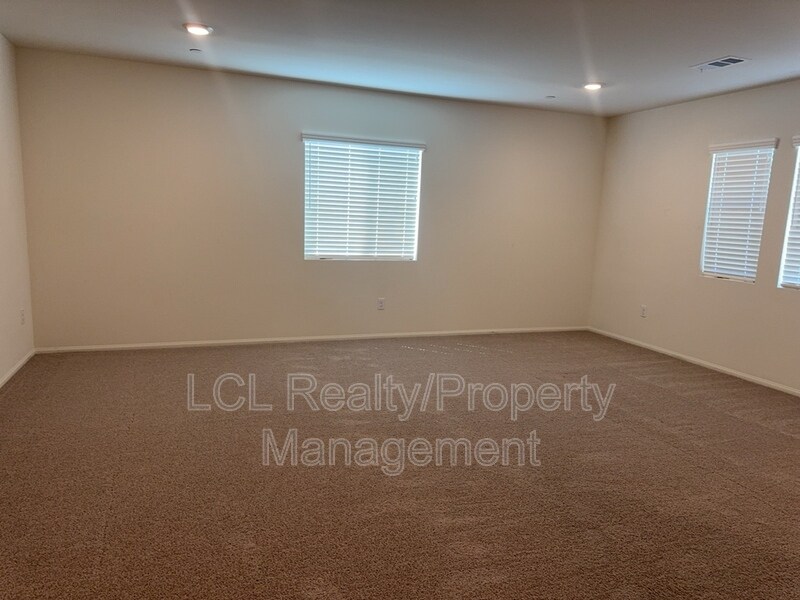 Building Photo - 26808 Baneberry Ct